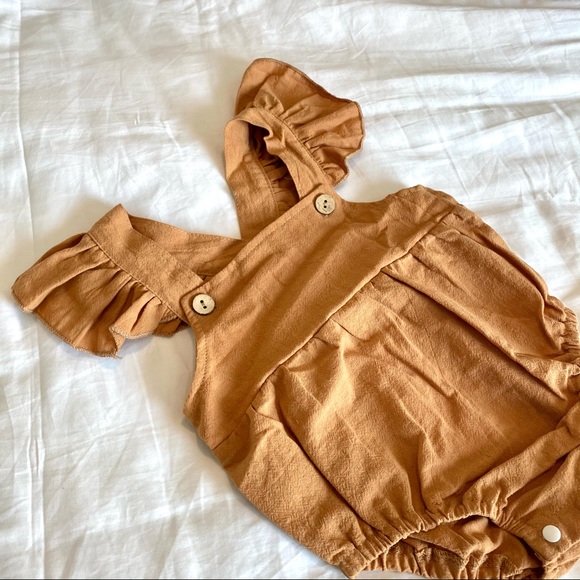 “Neutral Babe” - Picture 2 of 6